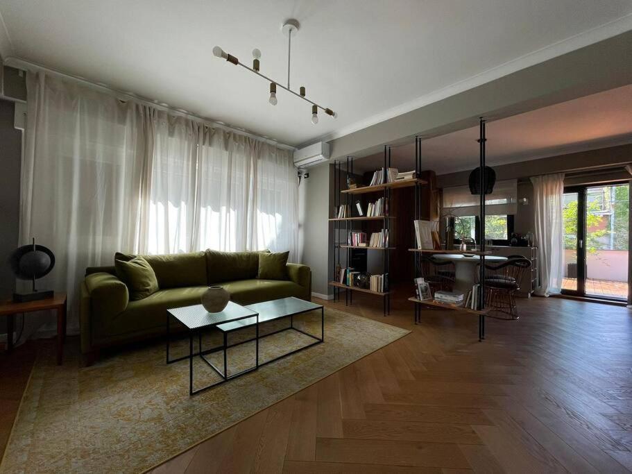 Stunning 1Bd Flat With 50M2 Terrace In The City Center Bucureşti Eksteriør bilde