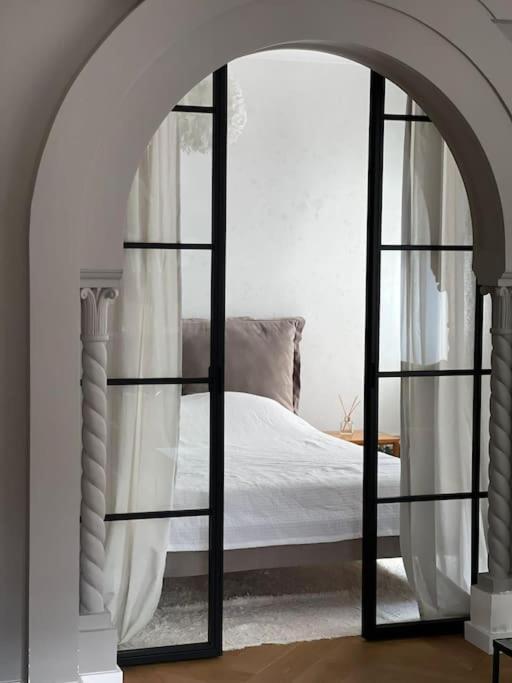 Stunning 1Bd Flat With 50M2 Terrace In The City Center Bucureşti Eksteriør bilde